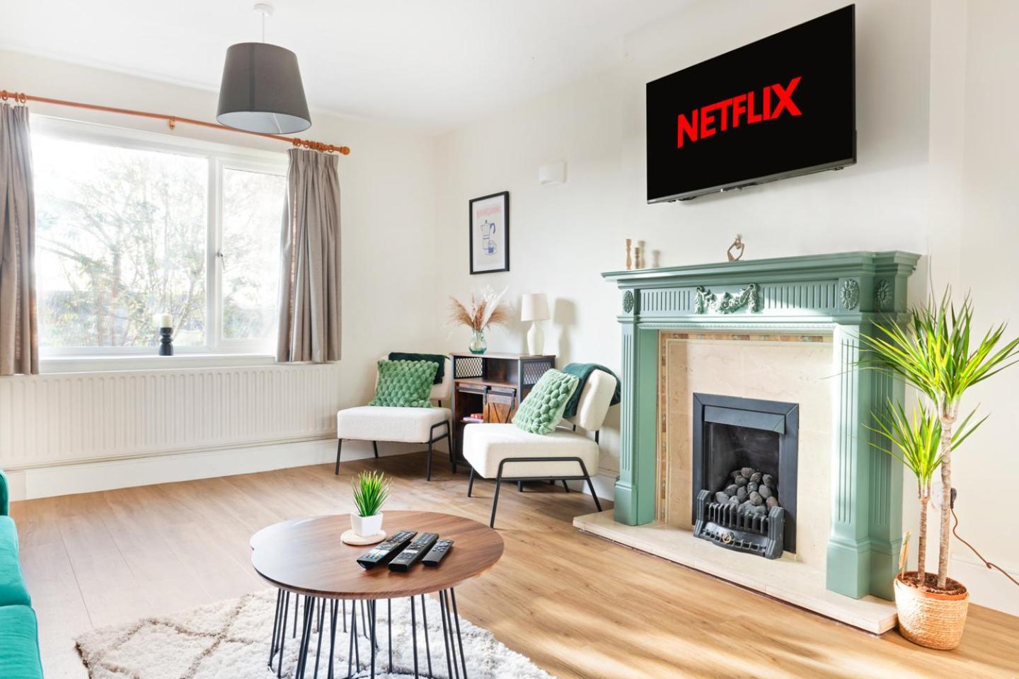3 Bedroom House - Well Presented - Spacious - Flexible Check In - Free Parking Nottingham Eksteriør bilde